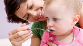 4 dấu hiệu trẻ bị rối loạn tiêu hóa sớm nhất cha mẹ nhất định phải biết