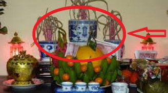 Thấy bát hương có dấu hiệu này nhớ thay gấp kẻo mất phúc mất lộc, vận đen ngập đầu