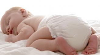 Tư thế ngủ khiến bé còi xương, mẹ hãy sửa ngay nếu không muốn hối hận