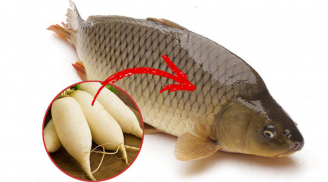 Bỏ túi mẹo đánh vảy cá siêu nhanh và an toàn, chẳng sợ bị văng tứ tung khắp nhà, ai cũng thán phục
