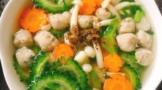 Cả nhà ghét ăn khổ qua vì đắng, nào ngờ mẹ đảm trổ tài theo cách này ai cũng tấm tắc khen ngon