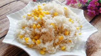 3 bước nấu xôi ngô nước cốt dừa siêu ngon, vừa thơm dẻo vừa béo ngậy, vừa nhìn đã mê ngay