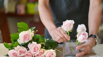 Thêm thứ này vào nước, cắm hoa chơi Tết cả tuần không héo