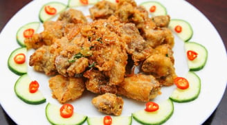 Trời trở mát, mẹ làm sụn gà chiên nước mắm ngon giòn sần sật, chồng con khen ngon nức nở