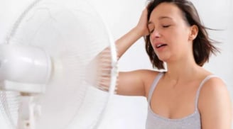 Cơ thể đột nhiên “bốc hỏa” cảnh báo 5 bệnh này, điều thứ 3 mọi phụ nữ đều không thích