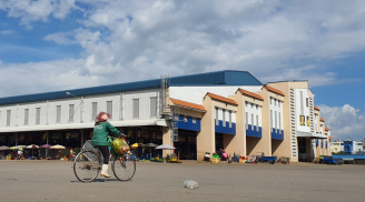 2 ca dương tính Covid-19 là tiểu thương tại chợ đầu mối, Nghệ An ra thông báo khẩn