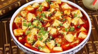 Đậu phụ sốt cà chua phải bỏ hành mới chuẩn vị: BS lắc đầu “Tất cả đều sai hết”