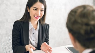 'Thứ gì to lên nhanh mà nhỏ đi cũng nhanh?', nữ ứng viên đỏ mặt đáp 2 chữ khiến nhà tuyển dụng vỗ tay