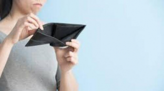 4 tướng mặt khó giữ tiền của, được đồng nào xào đồng đó, làm bao nhiêu cũng chẳng đủ tiêu