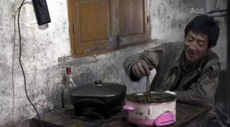 Đàn ông 'hạ đẳng' thường làm 4 điều này, ai cưới phải vừa nghèo lại khổ cả đời