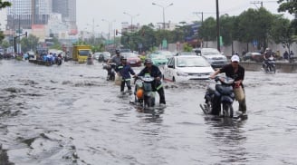 Cách chạy xe không bị chết máy khi đi vào vùng ngập nước rất đơn giản