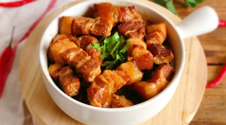 Thịt ba chỉ mua về đừng vội mang đi kho tàu, thêm ngay bước này để thịt lên màu đẹp, tan ngay trong miệng