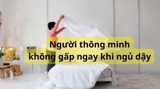 Mẹ chồng chê nàng dâu bừa bộn ngủ dậy không gấp chăn, khi biết lý do bà tấm tắc khen và vội làm theo