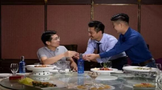 Đi ăn tiệc, người trung niên không nên có 4 hành vi này, nếu dính phải thì rất đáng tiếc
