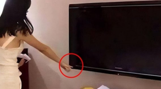 Lý do vì sao bạn cần rút ngay phích cắm Tivi ngay khi vừa nhận phòng khách sạn?