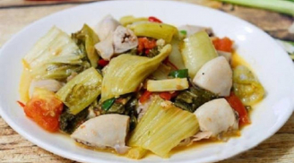 Lòng xào dưa làm theo cách này cực ngon, ngày mưa càng ăn càng thèm