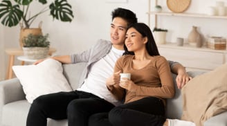 Để tình cảm vợ chồng mãi bền lâu, hãy áp dụng quy tắc 2-2-2 này