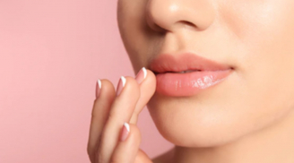 Mách nàng 5 công thức dưỡng môi đơn giản giúp đôi môi mềm mại, hồng hào