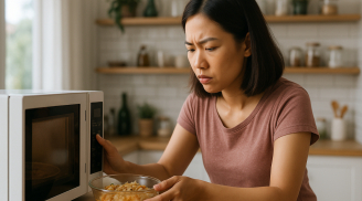 Đồ ăn thừa hâm nóng làm bữa sáng: Tiện tay nhưng đang “hại ngầm” hệ tiêu hóa