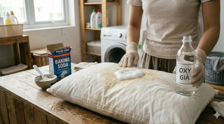 Cách làm sạch ruột gối ố vàng chỉ sau một lần giặt, phòng ngủ thơm mát hơn hẳn
