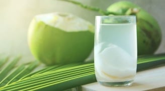 4 kiểu người không nên uống nước dừa