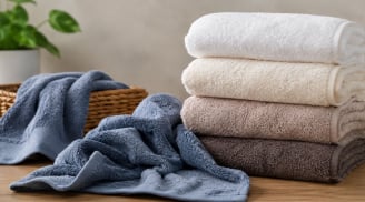  Vì sao khăn tắm bị khô cứng? Những lưu ý giúp khăn luôn mềm mại như mới