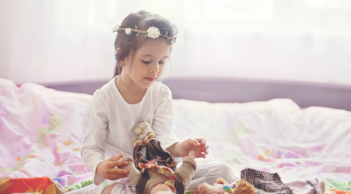 6 điều mẹ nhất định phải dạy con gái từ sớm