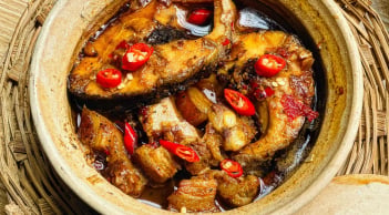Cách nấu món cá kho thịt ba chỉ ngon không tanh