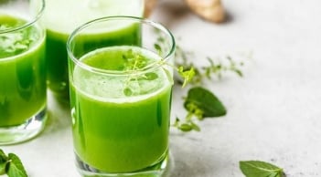 4 công thức nước ép rau diếp cá giúp thanh mát Sh88bet đăng ký miễn phí, hỗ trợ da bớt xỉn màu và dễ nổi mụn