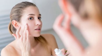 5 cách hỗ trợ giảm thâm nám tại nhà được nhiều chuyên gia da liễu khuyên áp dụng