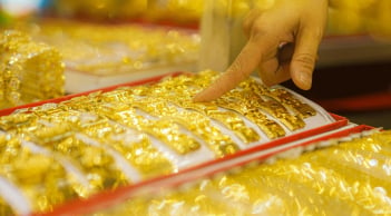 Giá vàng hôm nay 27/5/2026: SJC tiếp tục lao dốc, giảm gần 1 triệu đồng/lượng