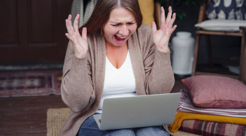 Phụ nữ tiền mãn kinh và loạt dấu hiệu dễ bị nhầm với stress, tuổi tác