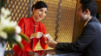 Tại sao bạn nên đặt phòng đôi ở khách sạn dù đi một mình?