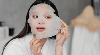 Thói quen dưỡng da đơn giản được nhiều phụ nữ Hàn Quốc duy trì mỗi ngày