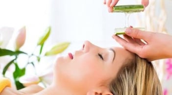 3 nguyên liệu thiên nhiên được nhiều người sử dụng để hỗ trợ cải thiện nám và tàn nhang
