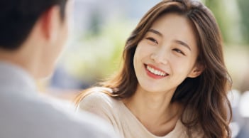 Nụ cười dễ tạo ấn tượng trong giao tiếp nhưng cười sai cũng có thể khiến bạn mất thiện cảm