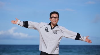 Trấn Thành gặp chấn thương?