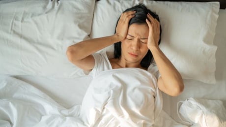 Dấu hiệu bất thường khi ngủ: 5 biểu hiện có thể là 'lời cảnh báo'