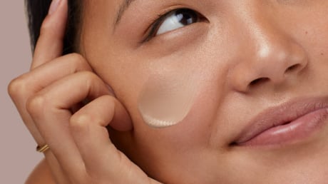 Bí quyết bảo vệ da khỏi cháy nắng và phục hồi nhanh trong những ngày hè oi bức
