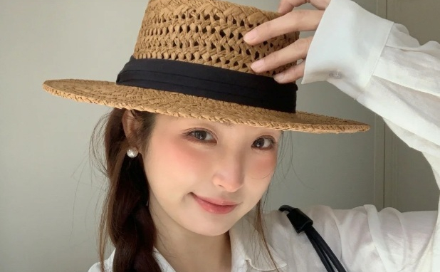 5 kiểu mũ cói vừa chống nắng vừa nâng tầm phong cách được yêu thích trong mùa hè